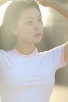 铃村爱里番号